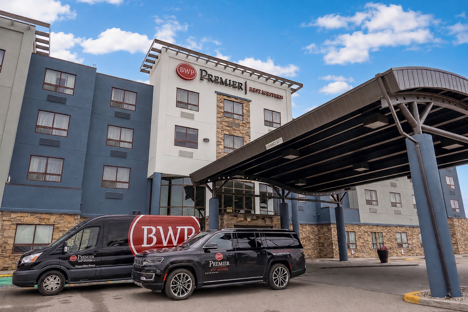 Best Western Premier Calgary Airport - Front
